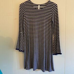 Xhilaration Boho Stripped Bell Long Sleeve Tunic Top Womens Size L (12-14)